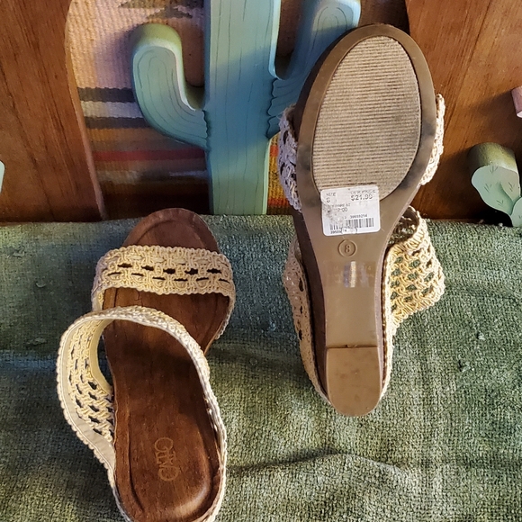 Cato crochet wedges size 8 - Picture 4 of 4